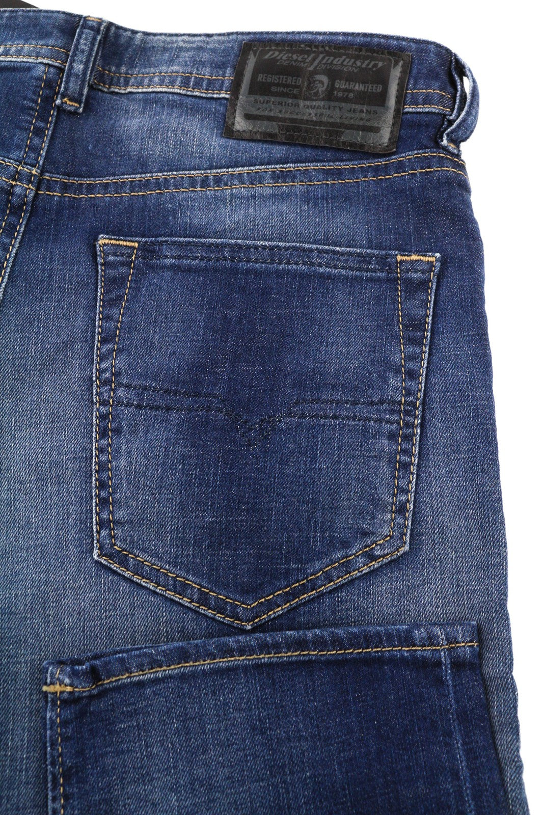 DIESEL Buster 084GR vyriški džinsai W28/L32 Regular Slim Tapered Stretch Washed Blue 