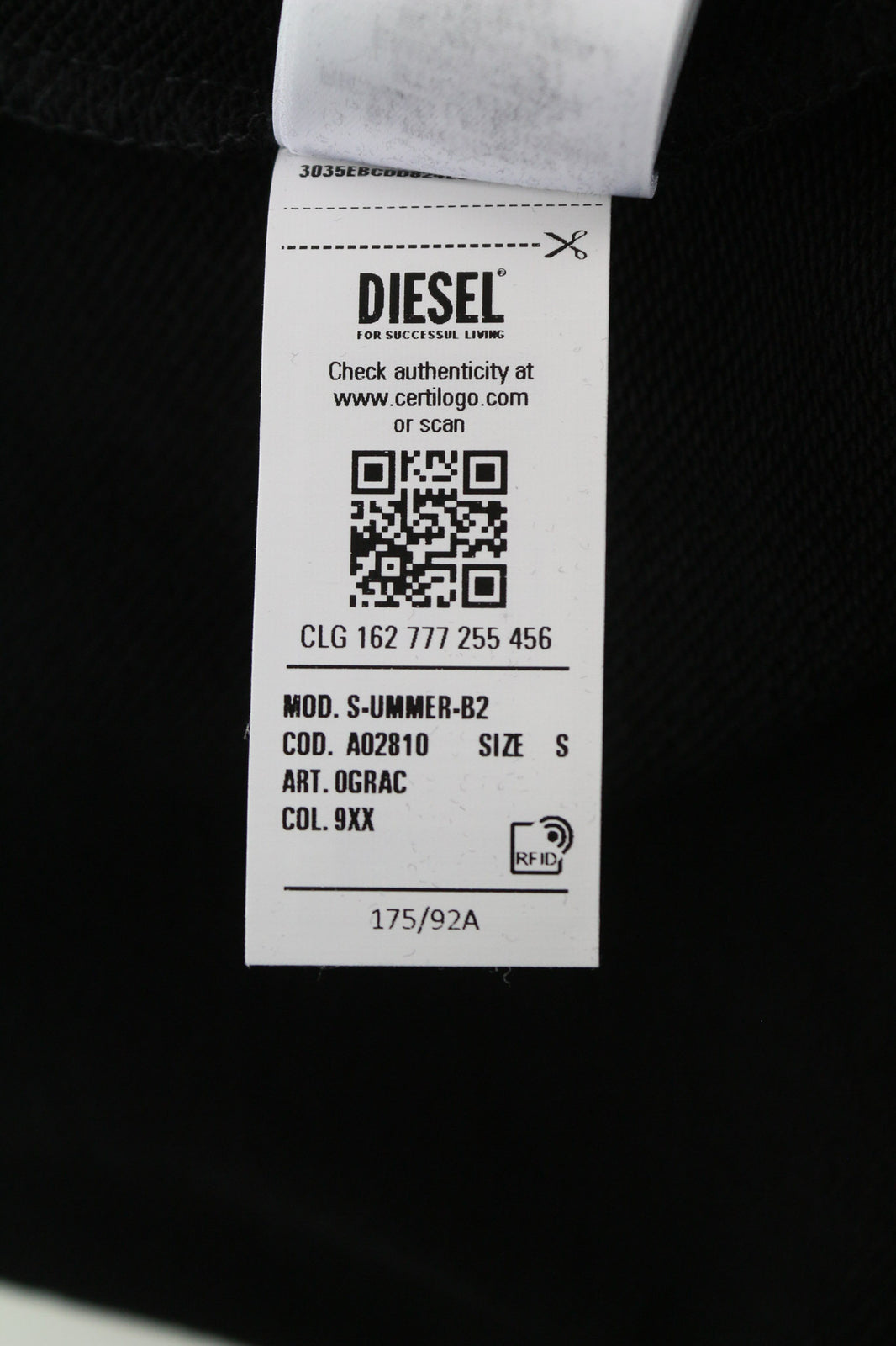 RRP150 DIESEL S-Ummer-B2 džemperis su gobtuvu S dydžio, juodas, megztinis su kengūros kišene, unisex