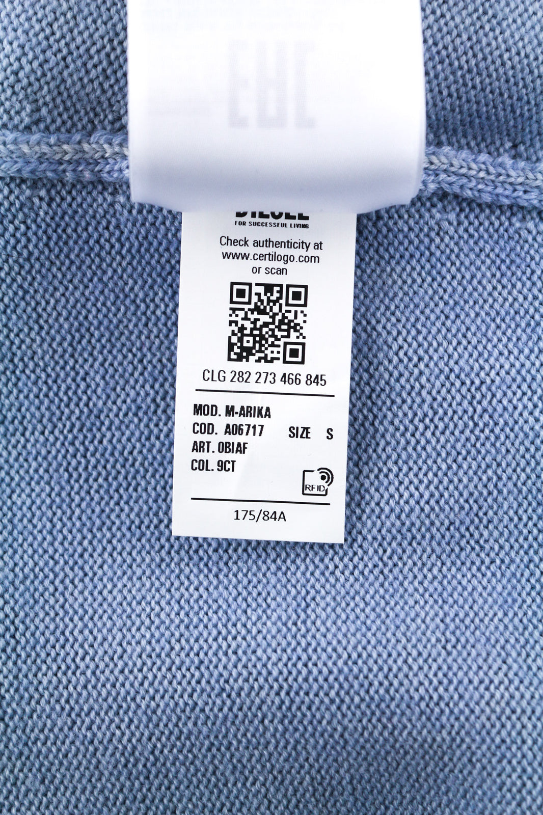 DIESEL M-Arika moteriškas megztinis S dydžio, šviesiai mėlynas, skalbtas, megztas vilnonis kardiganas, rekomenduojama mažmeninė kaina – 300 €