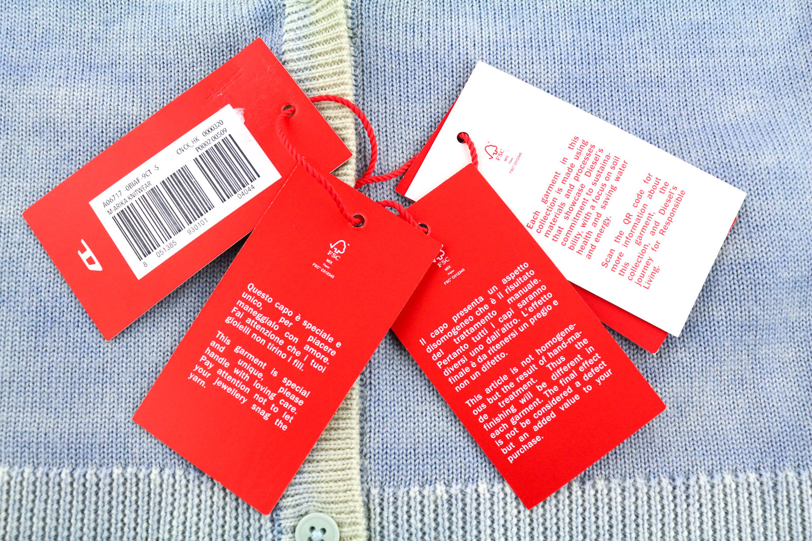 DIESEL M-Arika moteriškas megztinis S dydžio, šviesiai mėlynas, skalbtas, megztas vilnonis kardiganas, rekomenduojama mažmeninė kaina – 300 €