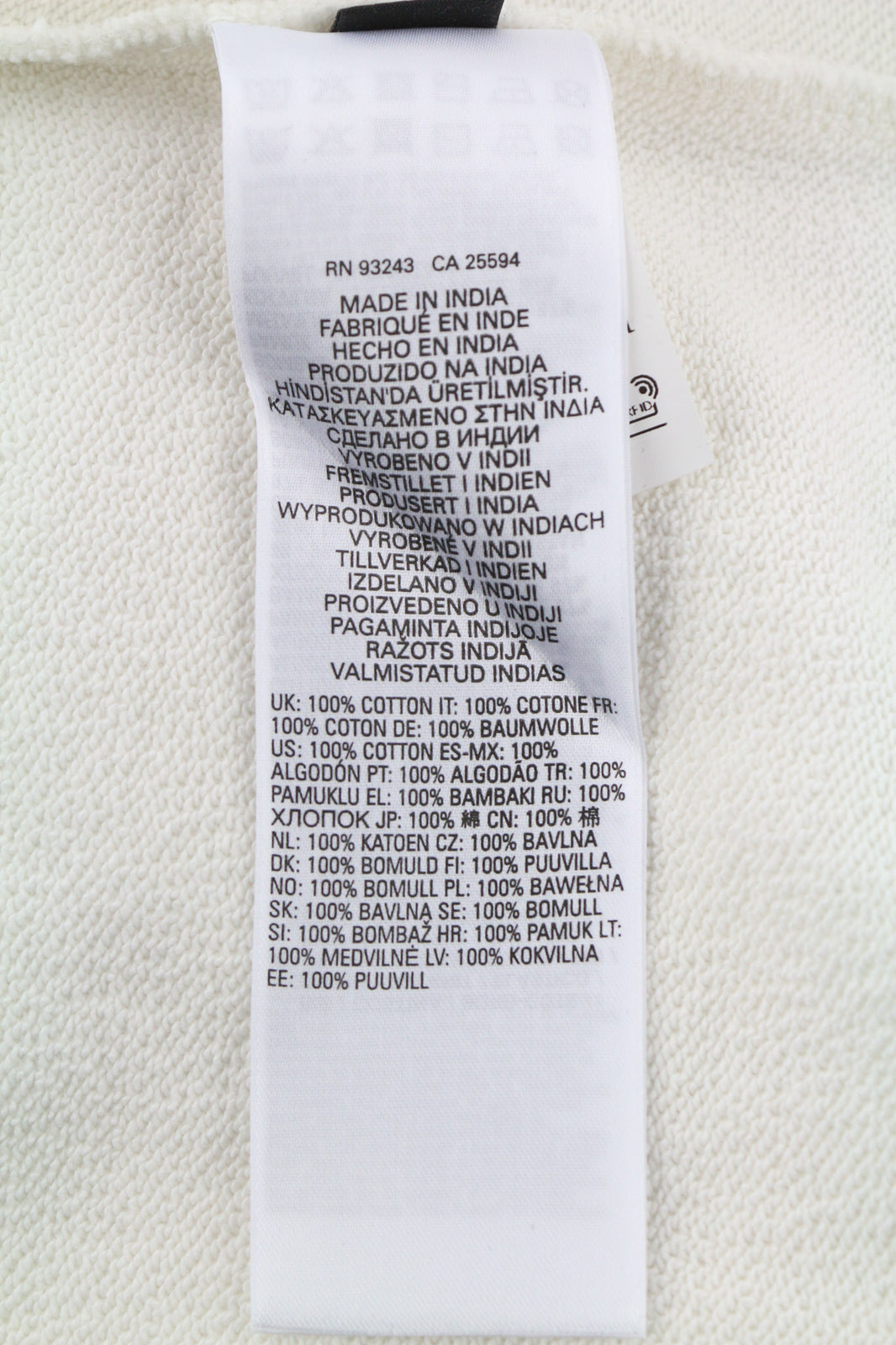 DIESEL S-Ginn-Hood-E6 unisex džemperis su gobtuvu L dydžio, smėlio spalvos, su megztiniu priekyje, su logotipu ir dirželiais, rekomenduojama kaina – 175 € 