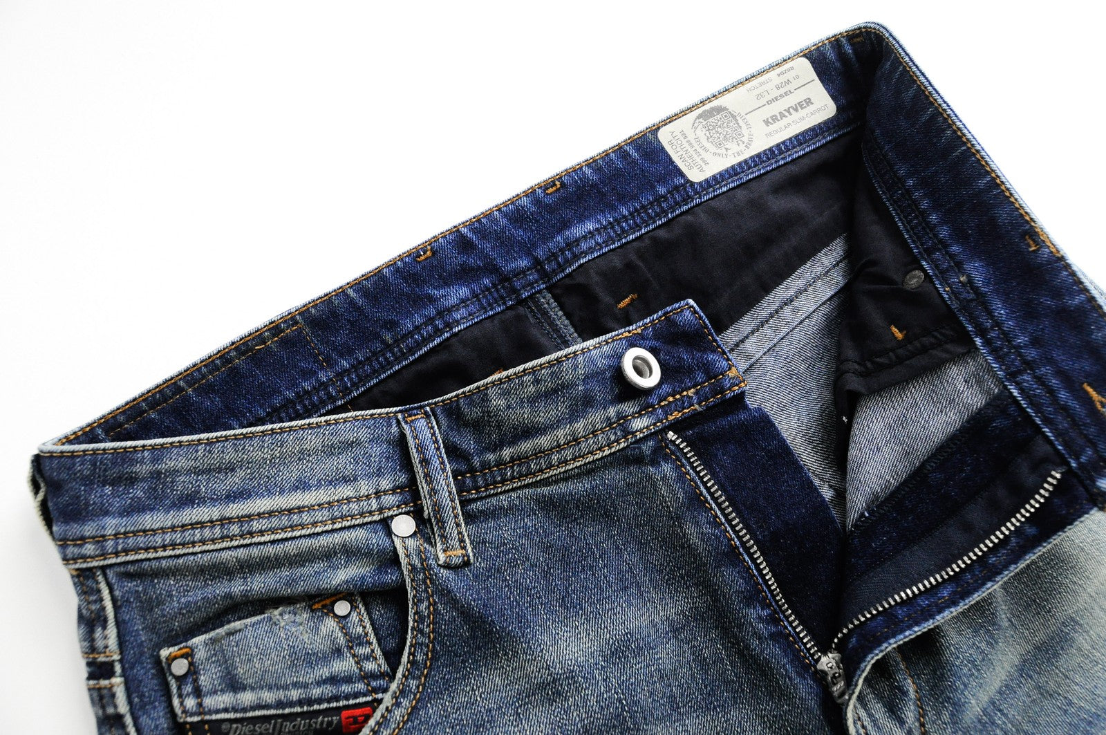 DIESEL Krayver R6ZD4 vyriški džinsai W28/L32 morkų dygsniais, prigludę, mėlyni, tamprūs, plėšyti* 