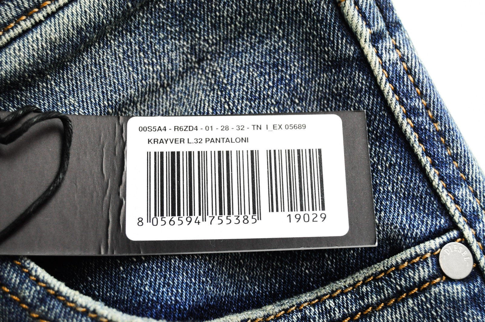 DIESEL Krayver R6ZD4 vyriški džinsai W28/L32 morkų dygsniais, prigludę, mėlyni, tamprūs, plėšyti* 