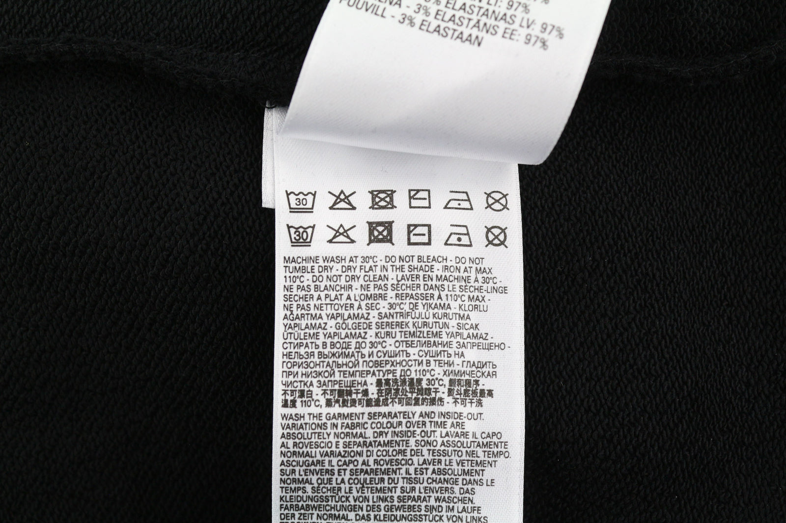 DIESEL S-Ginn-Hood-E6 unisex džemperis su gobtuvu M, juodas, megztinis su logotipu priekyje, rekomenduojama kaina 175 €