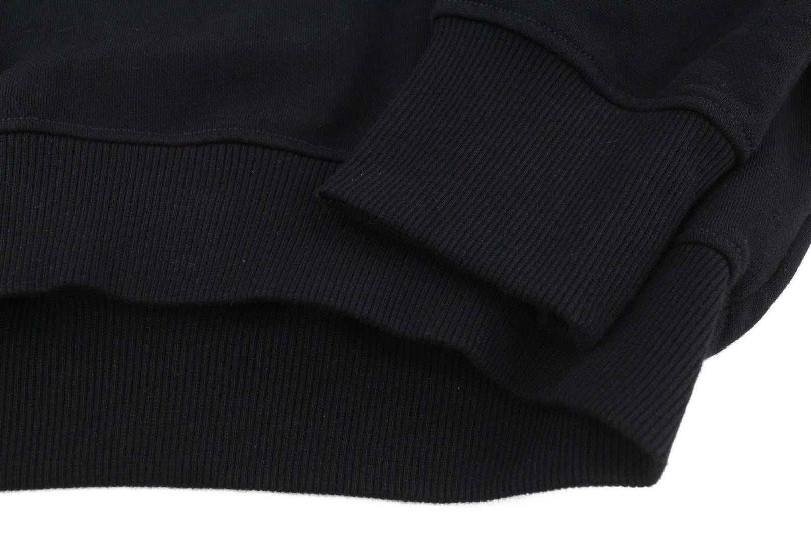 DIESEL F-Kral-B1 moteriškas džemperis su gobtuvu S, juodas, trumpintas priekis, ilgomis rankovėmis, rekomenduojama kaina – 180 € 