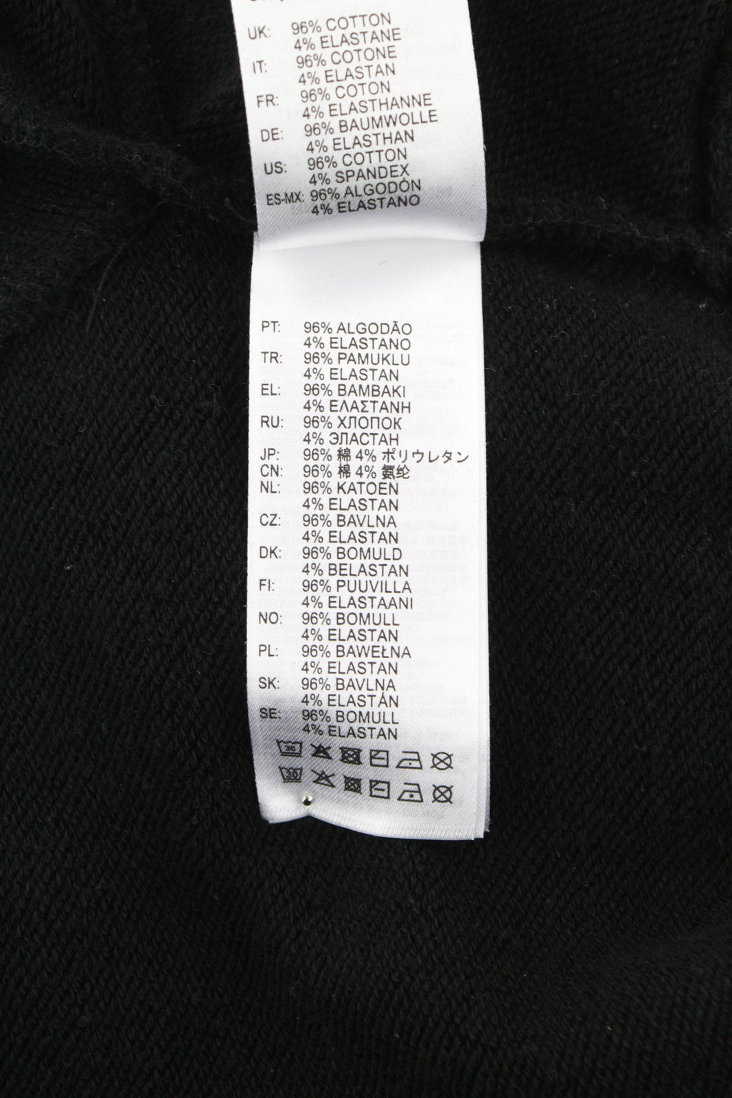 DIESEL F-Kral-B1 moteriškas džemperis su gobtuvu S dydžio, juodas, su trumpu priekiniu logotipo dirželiu, rekomenduojama kaina – 180 € 