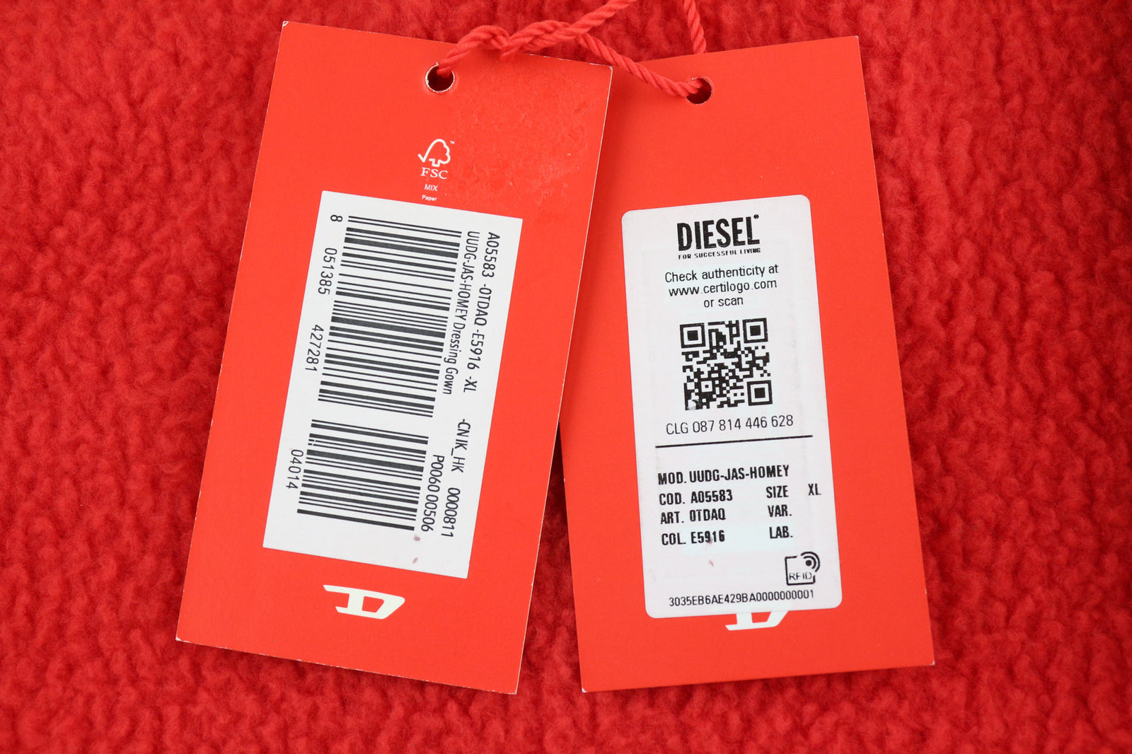 DIESEL Uudg-Jas-Homey moteriškas chalatas XL, unisex, su fliso pamušalu, gobtuvu, kišenėmis ir diržu. 