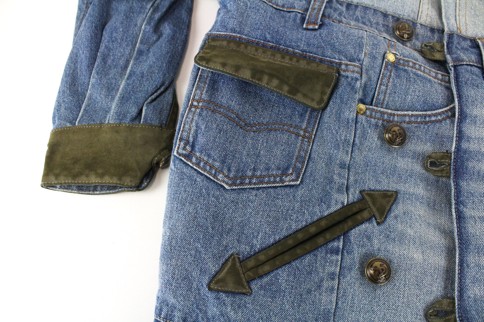 DESIGUAL moteriškas mėlynas džinsinis švarkelis 40 medvilninis ilgomis rankovėmis su Geisha blizgučiais ir logotipu 