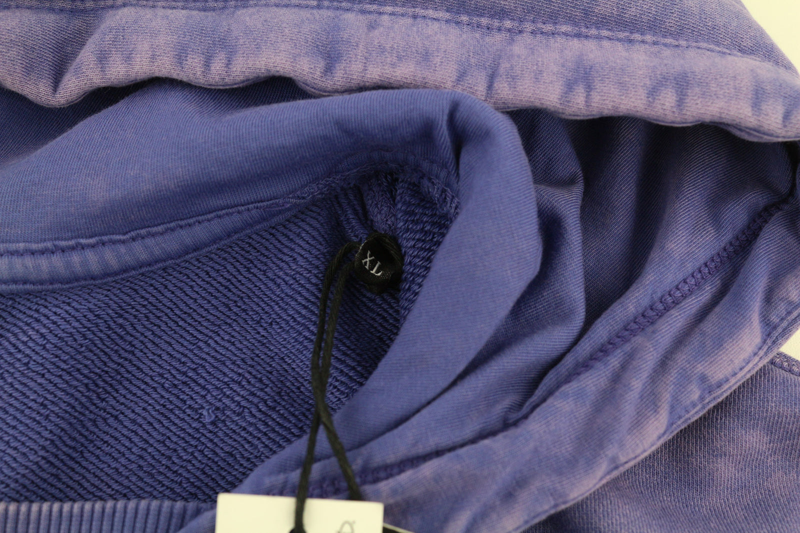 DIESEL F-Mikky moteriškas džemperis su gobtuvu, XL dydžio, mėlynas, skalbtas, asimetrinis gobtuvas su kišene. Rekomenduojama kaina – 195 €. 