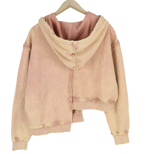 DIESEL F-Mikky moteriškas džemperis su gobtuvu S, persikų spalvos, su asimetriška kišene ir gobtuvu. Rekomenduojama kaina – 195 €. 