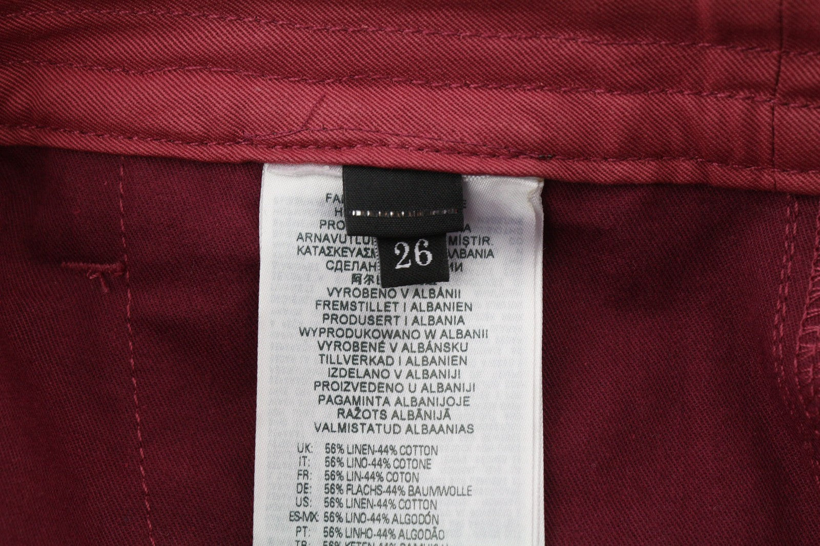 DIESEL P-Giulia moteriškos kelnės W26 Cargo laisvos bordo spalvos lininio audinio mišinio, rekomenduojama kaina – 300 € 