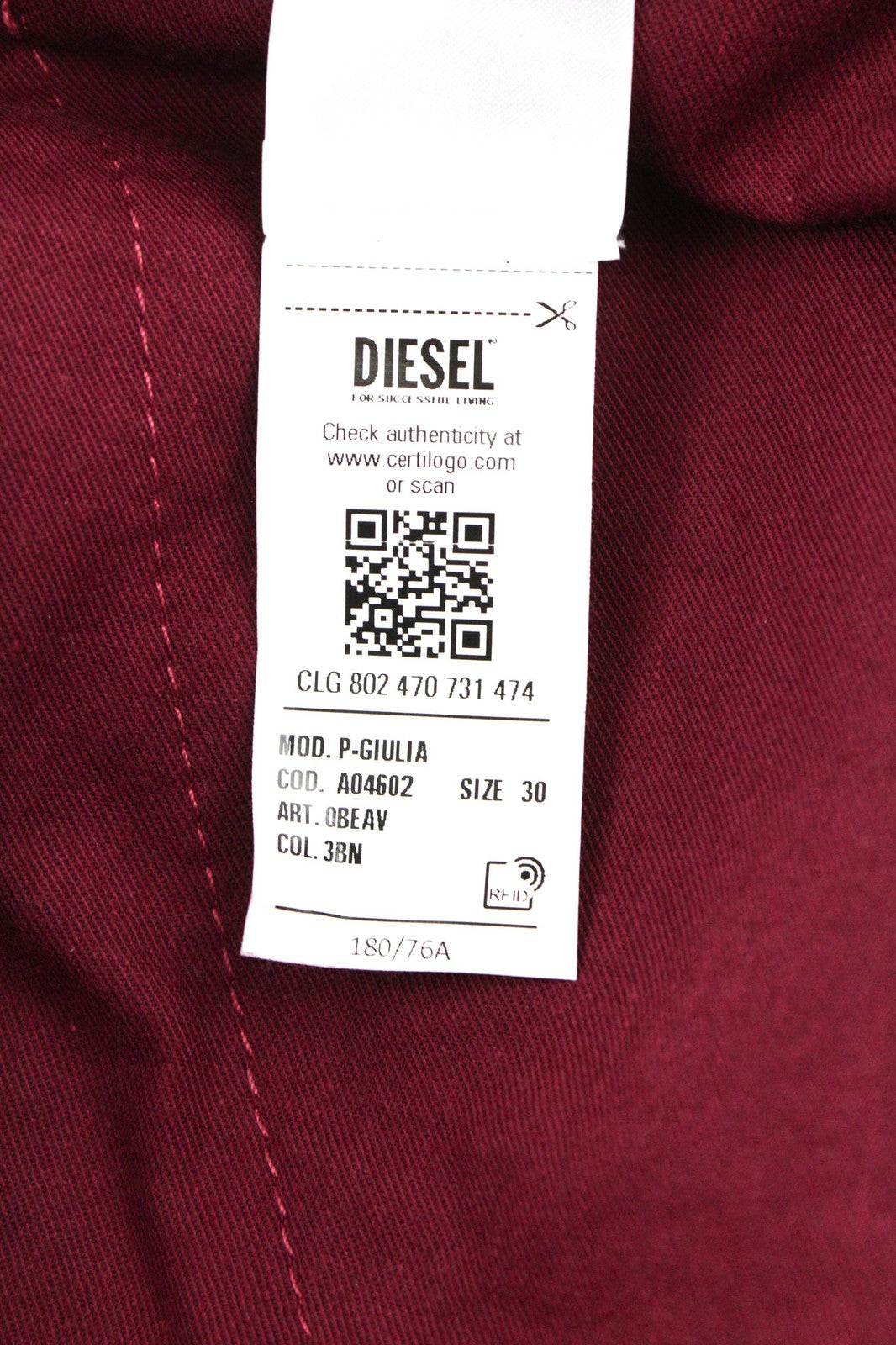 DIESEL P-Giulia moteriškos kelnės W30 Cargo laisvos bordo spalvos lininio audinio mišinio, rekomenduojama kaina – 300 € 