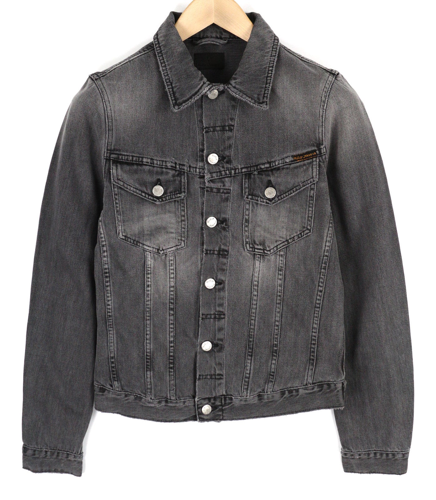 NUDIE Billy vyriška striukė XS su pamušalu, sagomis ir logotipu bei kišenėmis iš džinso. 