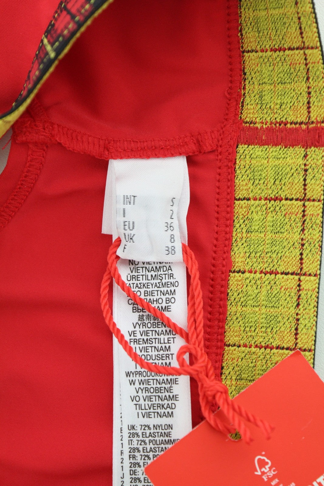 DIESEL Ufsb-Lizzys moteriška liemenėlė S be rankovių apvaliu kaklu priekyje languotas raštas raudona 