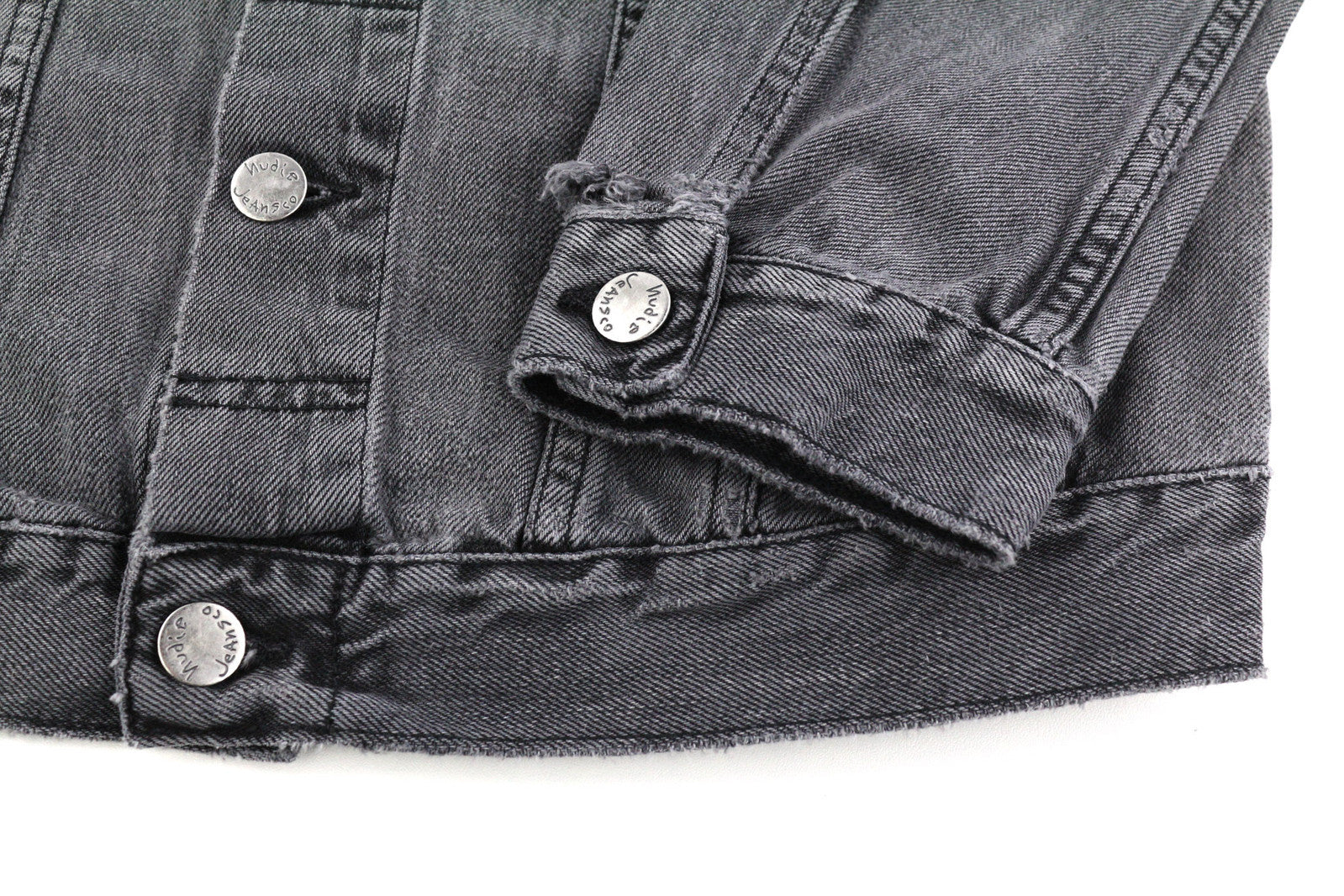 NUDIE Billy vyriška striukė S Desolation sagomis be pamušalo su logotipu ir kišenėmis, džinsinio audinio 