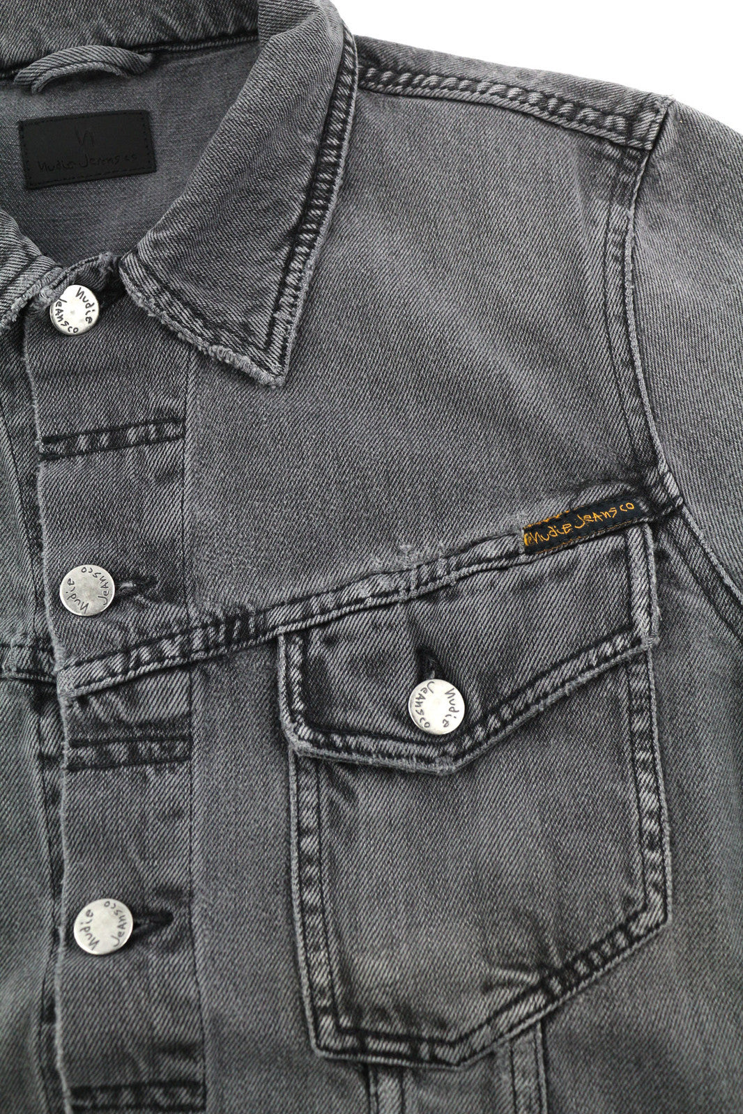 NUDIE Billy vyriška striukė S Desolation sagomis be pamušalo su logotipu ir kišenėmis, džinsinio audinio 