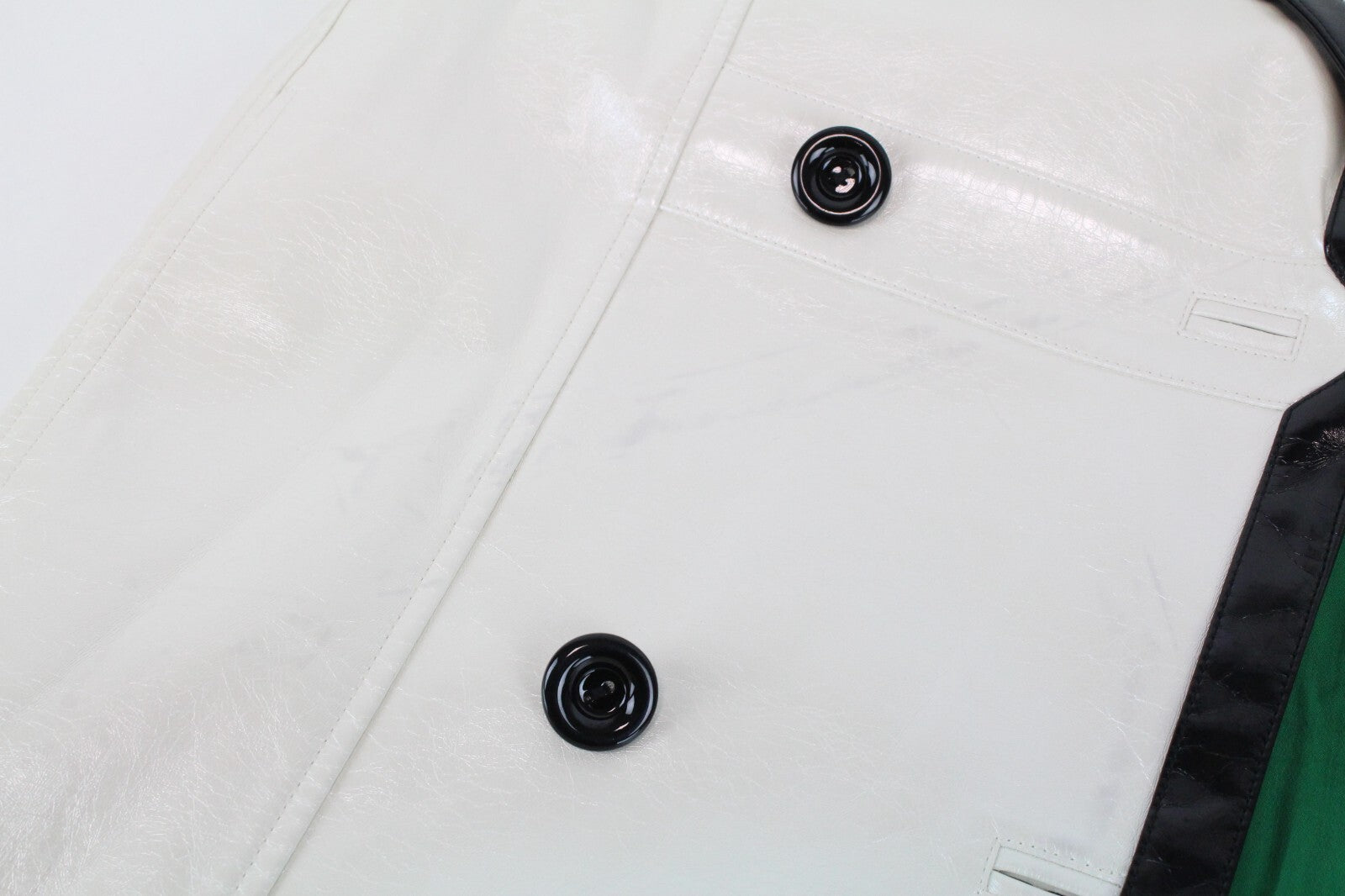 Moteriškas DIESEL Marilou paltas S, smėlio spalvos, dvieilis, su pamušalu, išpjova. RMK 400 €. 