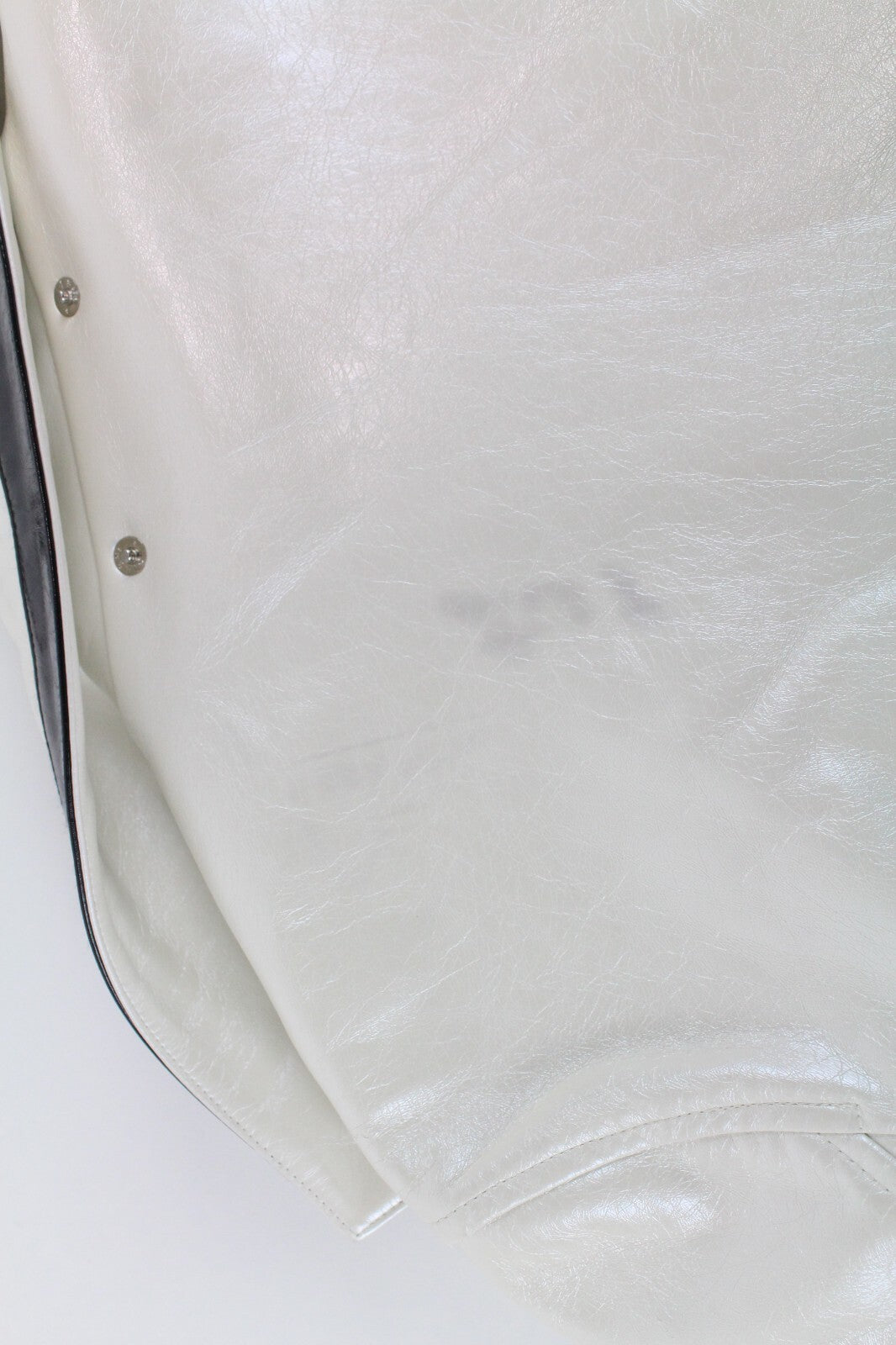 Moteriškas DIESEL Marilou paltas S, smėlio spalvos, dvieilis, su pamušalu, išpjova. RMK 400 €. 