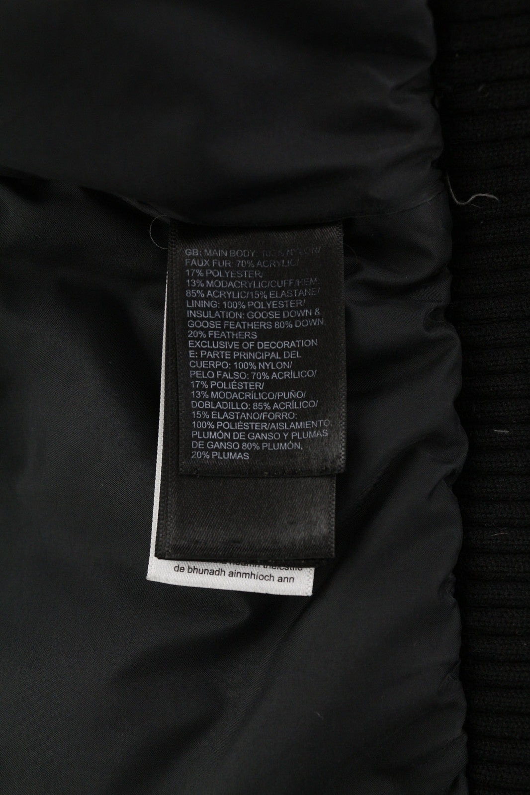 „THE NORTH FACE“ vyriška striukė XL dydžio, juoda, su gobtuvu, žąsų pūkų izoliacija, „DryVent“ logotipu. 