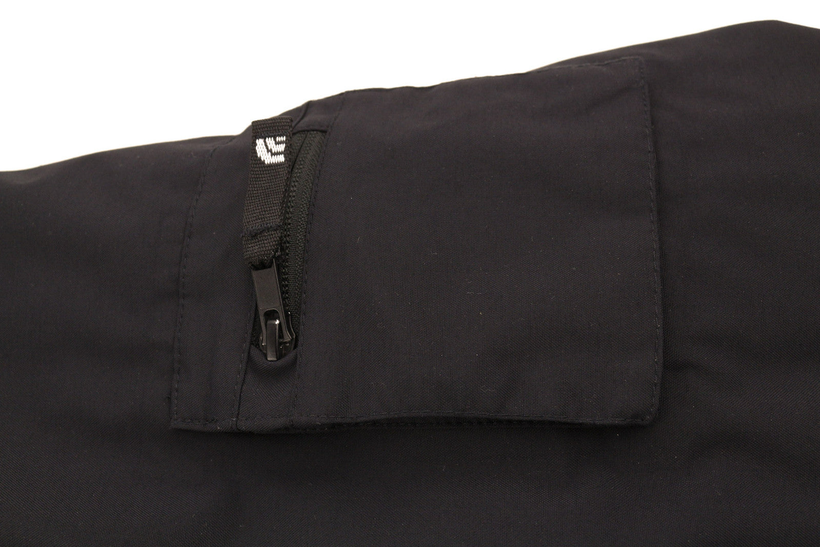 „THE NORTH FACE“ vyriška striukė XL dydžio, juoda, su gobtuvu, žąsų pūkų izoliacija, „DryVent“ logotipu. 