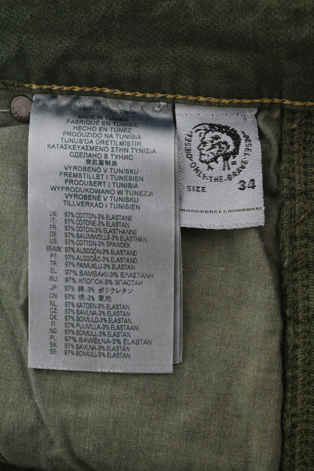 DIESEL D-Azerr Jogg 069WH vyriški džinsai W34 tiesūs, tamprūs, skalbtos žalios spalvos, rekomenduojama kaina – 250 € 