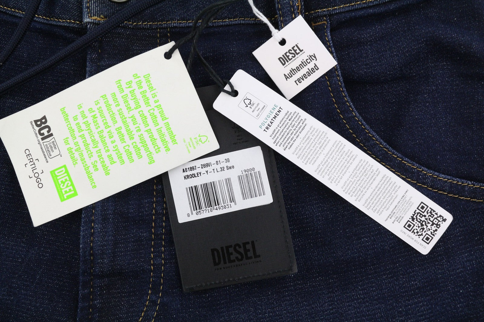 DIESEL Krooley Jogg Z69VI vyriški džinsai W30/L32 siaurėjantys, tamprūs, rekomenduojama kaina – 195 €, mėlyni 