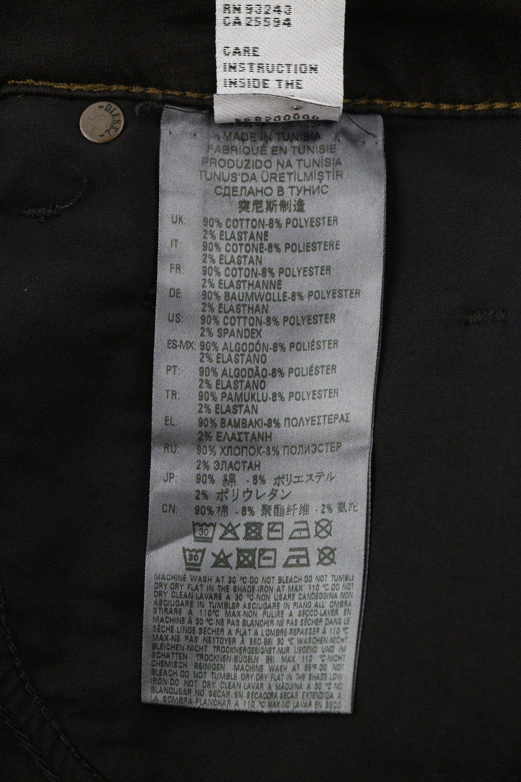 DIESEL Krooley Jogg 0849R vyriški džinsai W36/L32 siaurėjantys, rekomenduojama kaina – 250 €, dengti juodi 