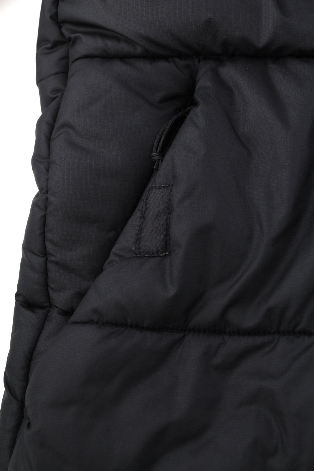 THE NORTH FACE Massif sintetinė parka vyrams, M dydžio, su užtrauktuku ir gobtuvu. 