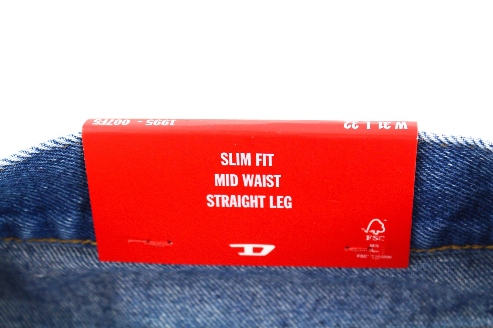 DIESEL 1995 007F5 vyriški džinsai W31 Slim vidutinio juosmens tiesios kojos mėlyni RRP 250 € 