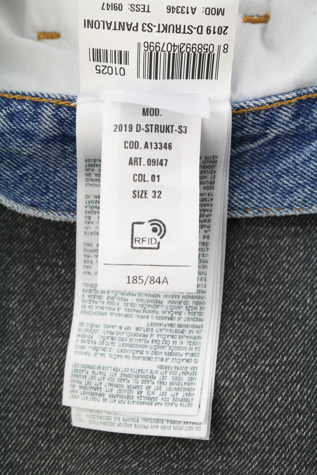 DIESEL 2019 D-Strukt-S3 09I47 vyriški džinsai W32 tamsaus džinso, ploni, vidutinio juosmens, RRP 350 € 