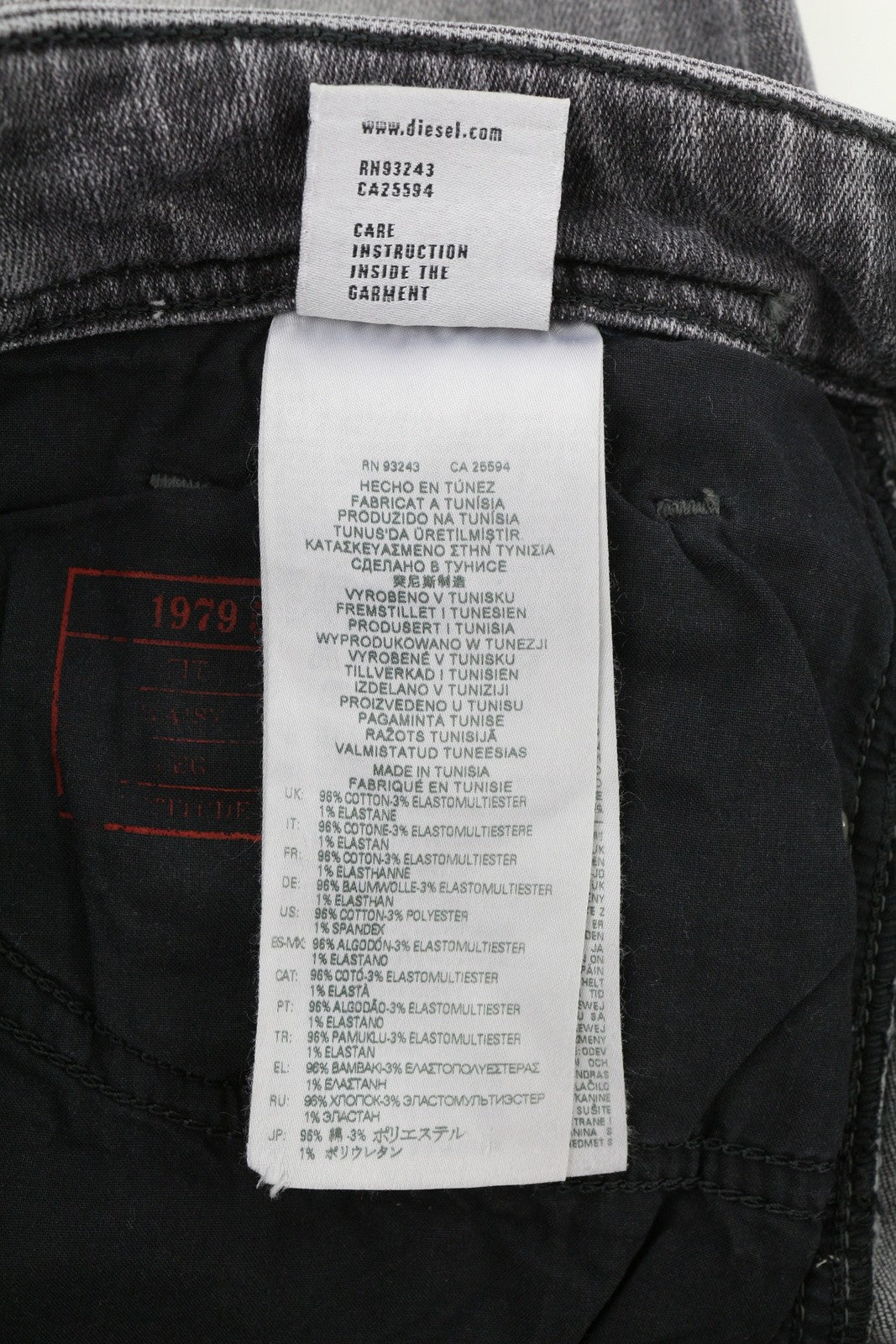 DIESEL 1979 Sleenker 09H70 vyriški džinsai W36/L32 žemo juosmens aptempti pilki, rekomenduojama kaina – 250 € 