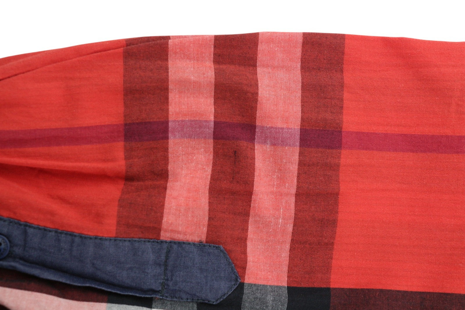 DESIGUAL vyriški marškiniai XL dydžio, laisvalaikio stiliaus, su sagomis, platėjančia kaklo iškirpte, languotu raštu, su uždėtinėmis kišenėmis. 