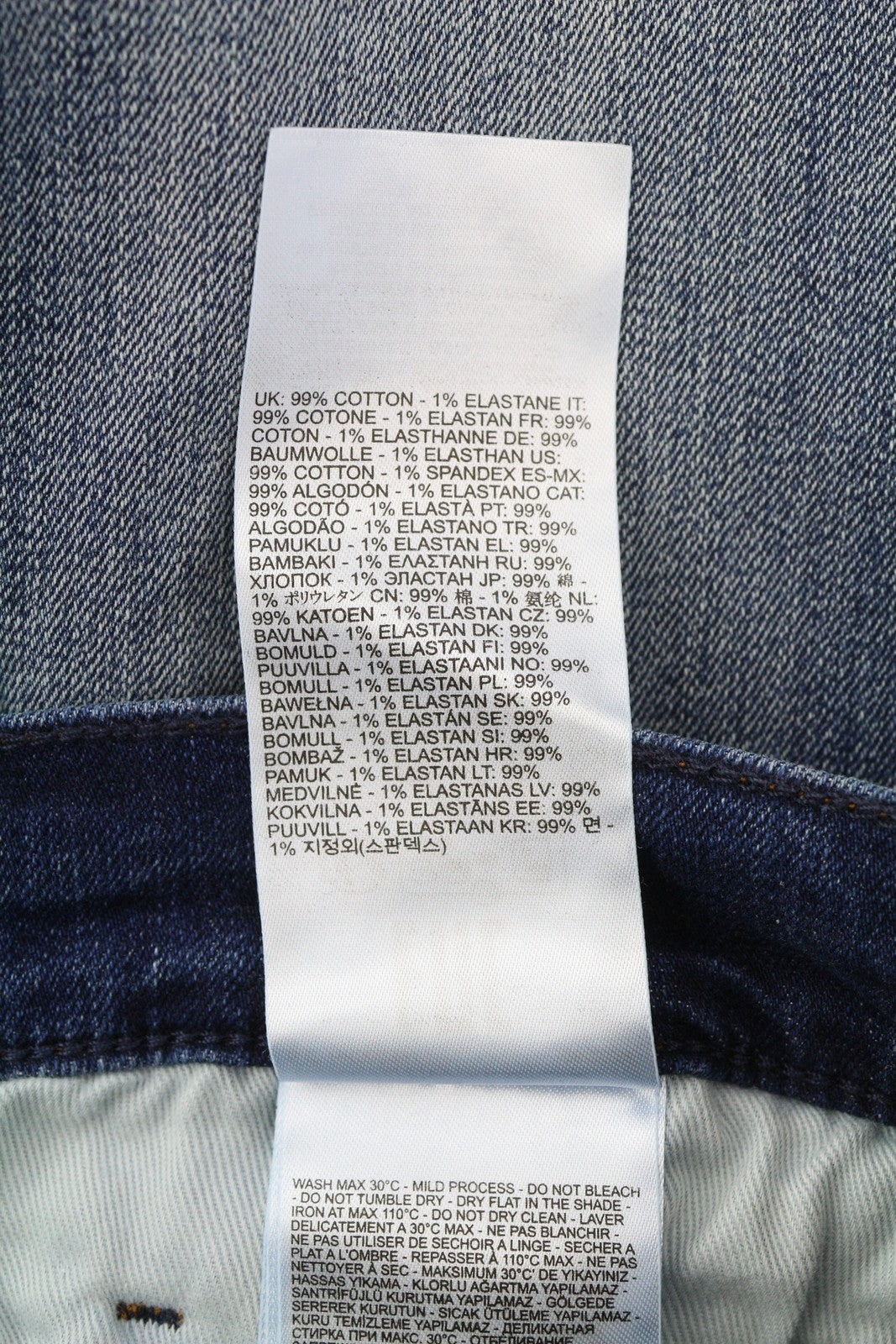 DIESEL Tepphar-X RB062 vyriški džinsai W33/L32, skalbto džinso mėlynumo, prigludusio kirpimo, rekomenduojama kaina – 175 € 