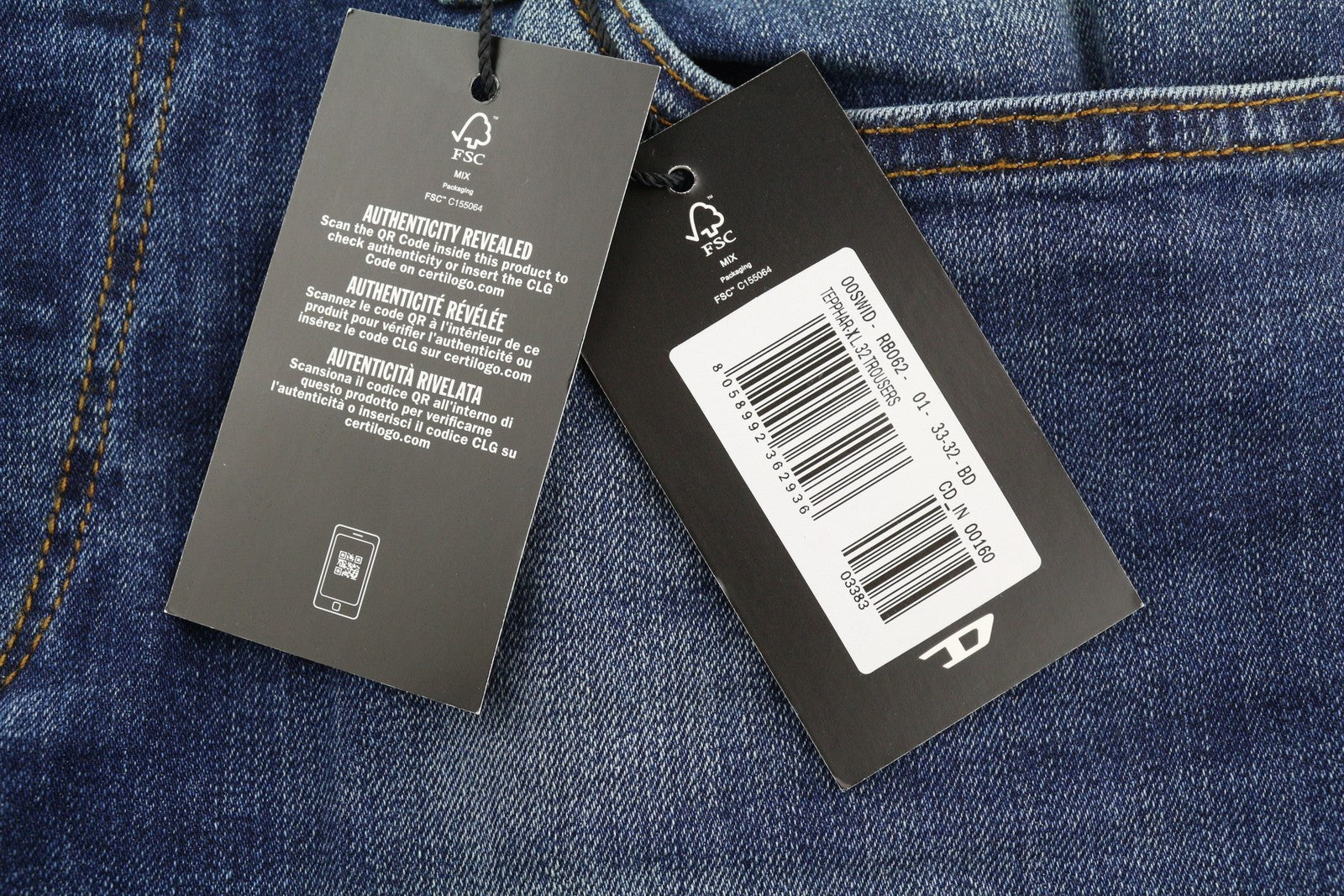 DIESEL Tepphar-X RB062 vyriški džinsai W33/L32, skalbto džinso mėlynumo, prigludusio kirpimo, rekomenduojama kaina – 175 € 