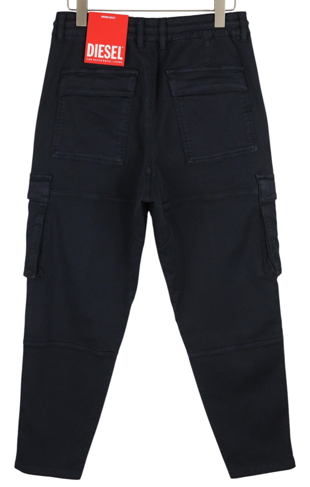 DIESEL D-Krooley-Cargo Jogg 068DY vyriški džinsai W32 su raišteliais tamsiai mėlyni, rekomenduojama kaina – 350 € 