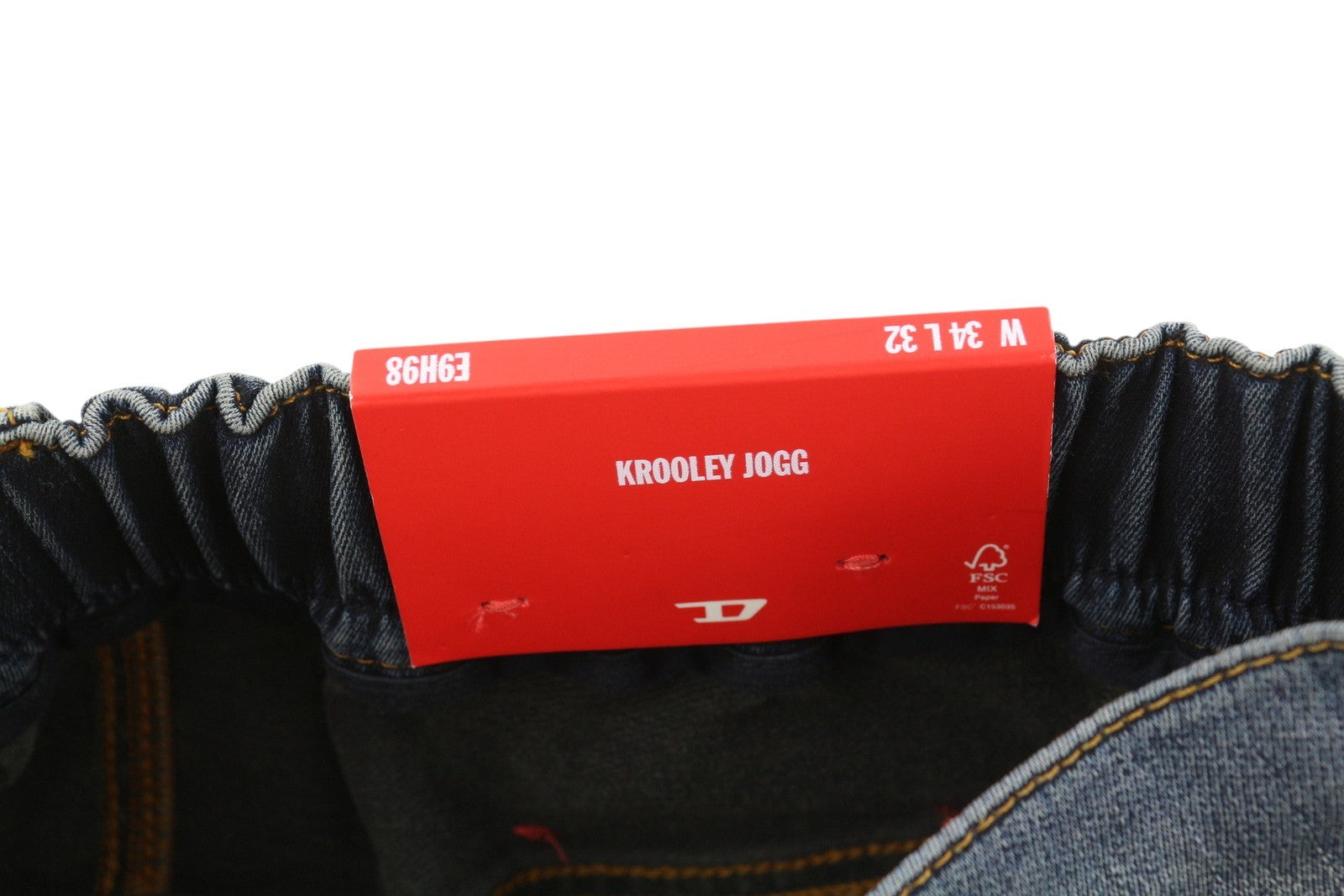 DIESEL Krooley-E-Ne E9H98 vyriški džinsai W34/L32 Jogg Distress skalbtos mėlynos spalvos, rekomenduojama kaina – 295 € 