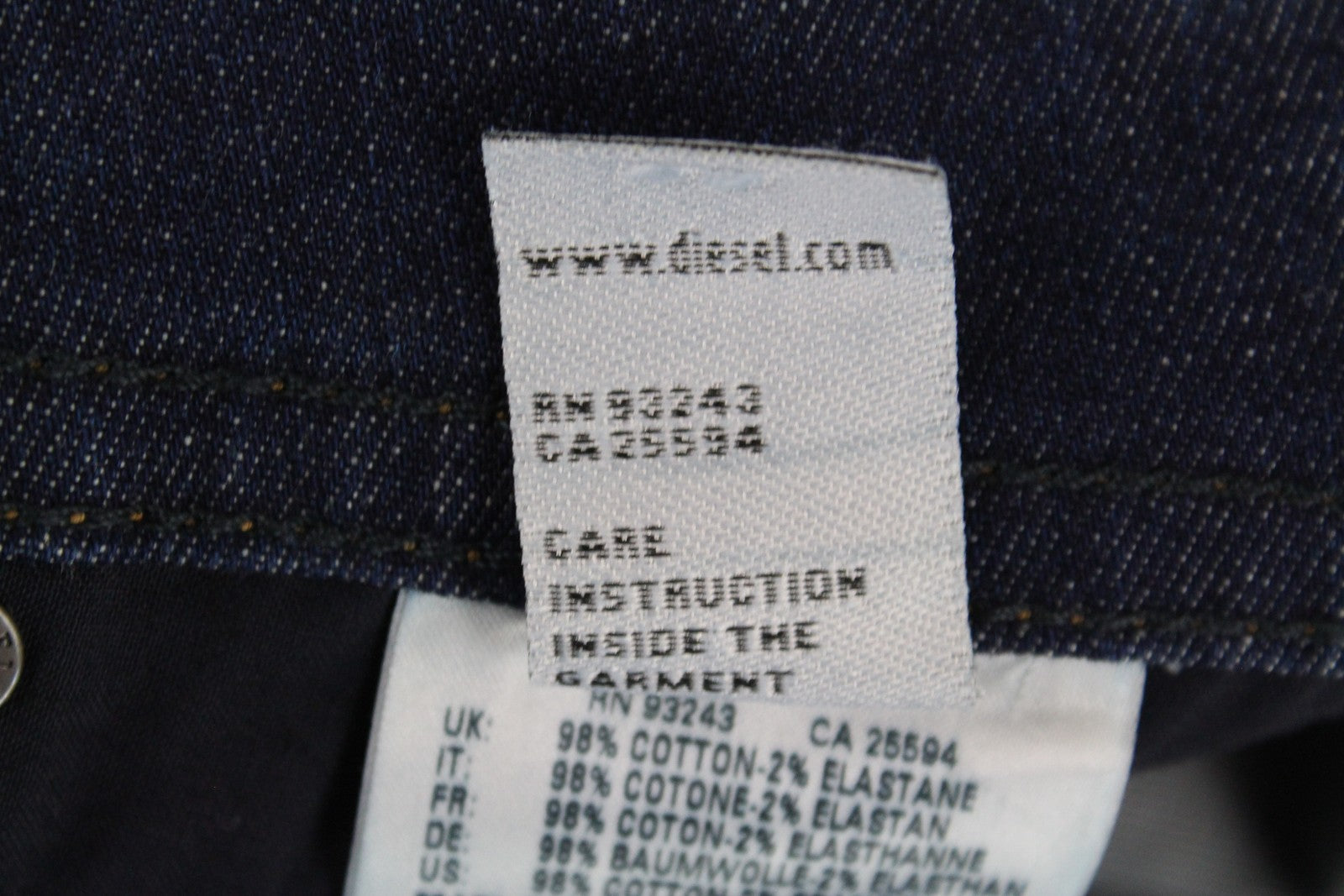 DIESEL Buster R7NA8 vyriški džinsai W28/L32 Slim Tapered Fit mėlyni skalbtos medvilnės* 