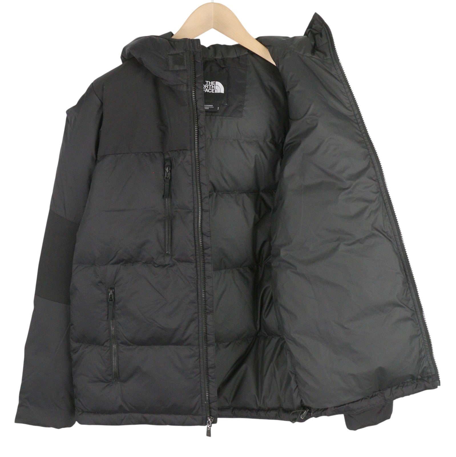 „THE NORTH FACE“ vyriška striukė „550 Down“ su izoliacija, juoda, su užtrauktuku ir aukštu kaklu. 