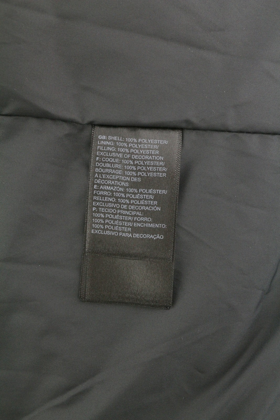 THE NORTH FACE vyriška striukė XS, juoda, pilnai užtrauktuku, aukšta apykakle, izoliuota su logotipu, pūkuota striukė XS dydžio. 