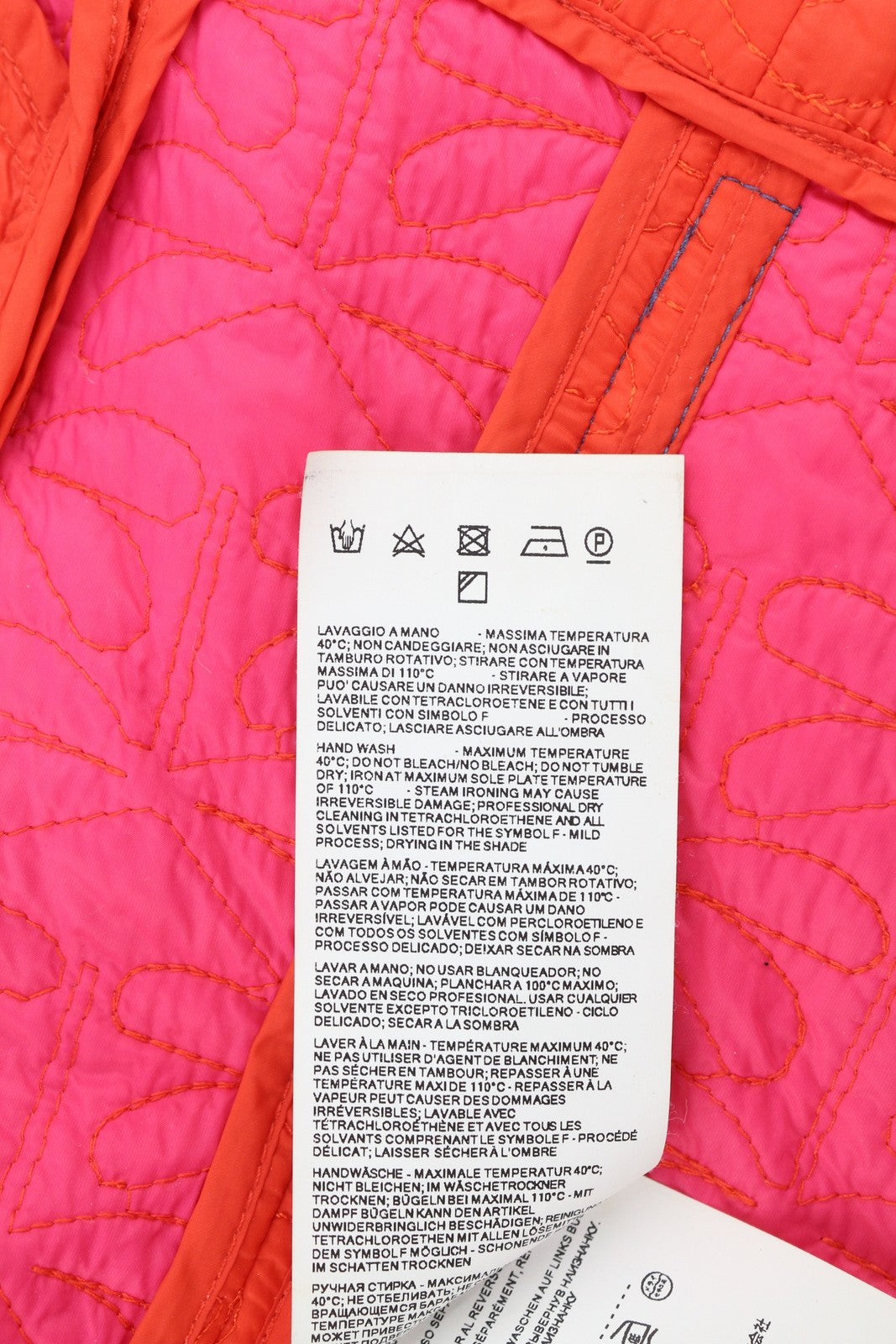 ARMANI JEANS moteriška striukė, EU42, oranžinė, dvieilė, izoliuota, dygsniuota, plona. 