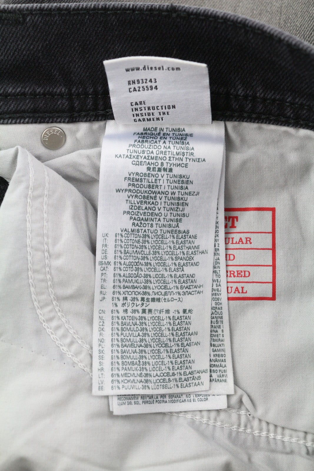 DIESEL 2003 D-Finitive 09G20 vyriški džinsai W34/L32 įprasto kirpimo, siaurėjantys, juodi, rekomenduojama mažmeninė kaina – 225 € 