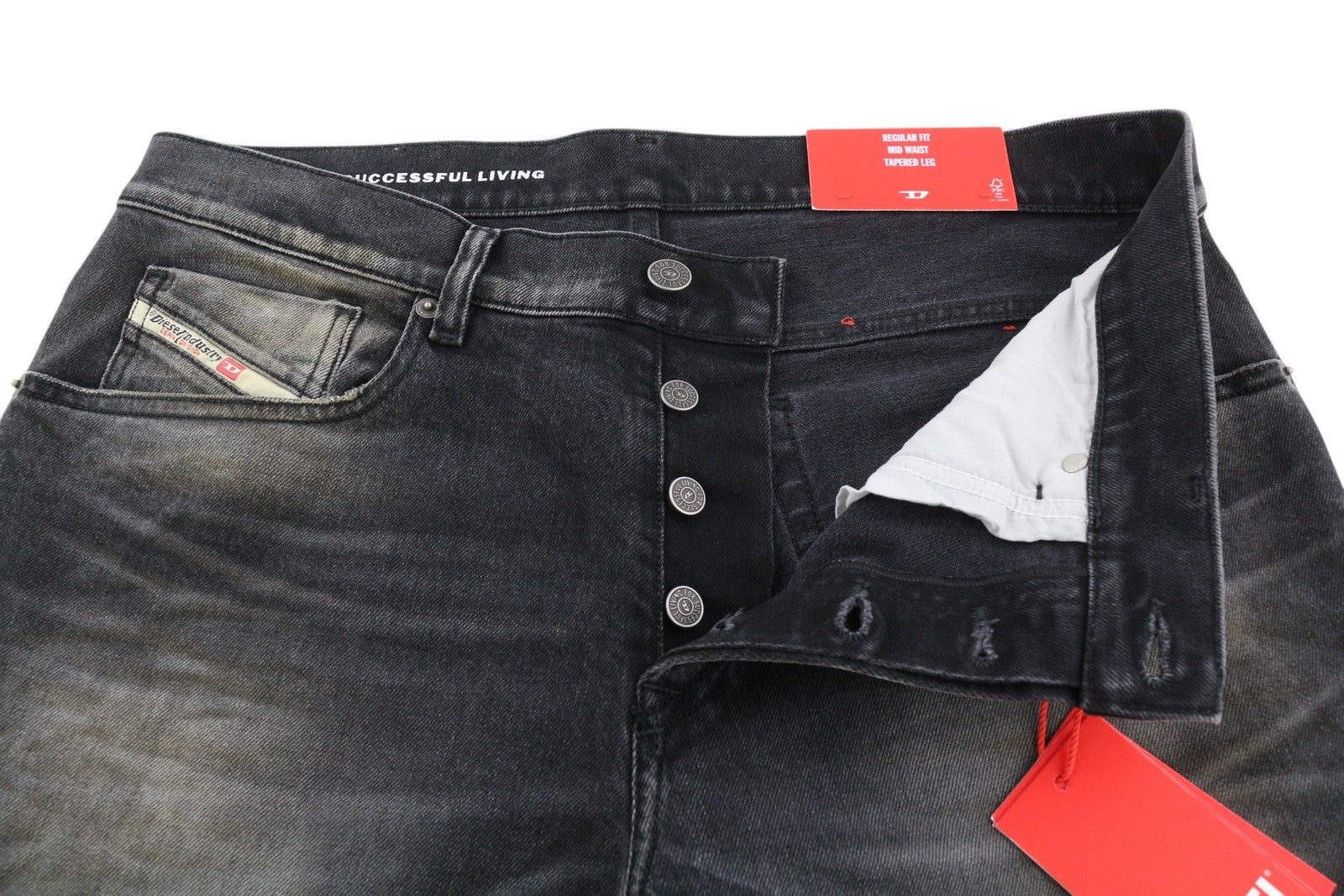 DIESEL 2003 D-Finitive 09G20 vyriški džinsai W32/L32 įprasto kirpimo, siaurėjančiomis klešnėmis, rekomenduojama mažmeninė kaina – 225 € 