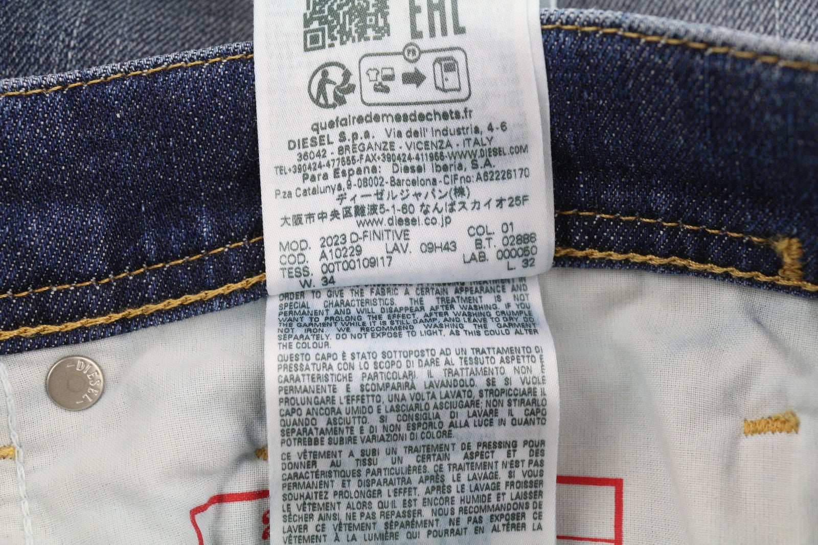 DIESEL 2023 D-Finitive 09H43 vyriški džinsai W34/L32 įprasti, siaurėjančios klešnės, mėlyni, rekomenduojama mažmeninė kaina – 225 € 