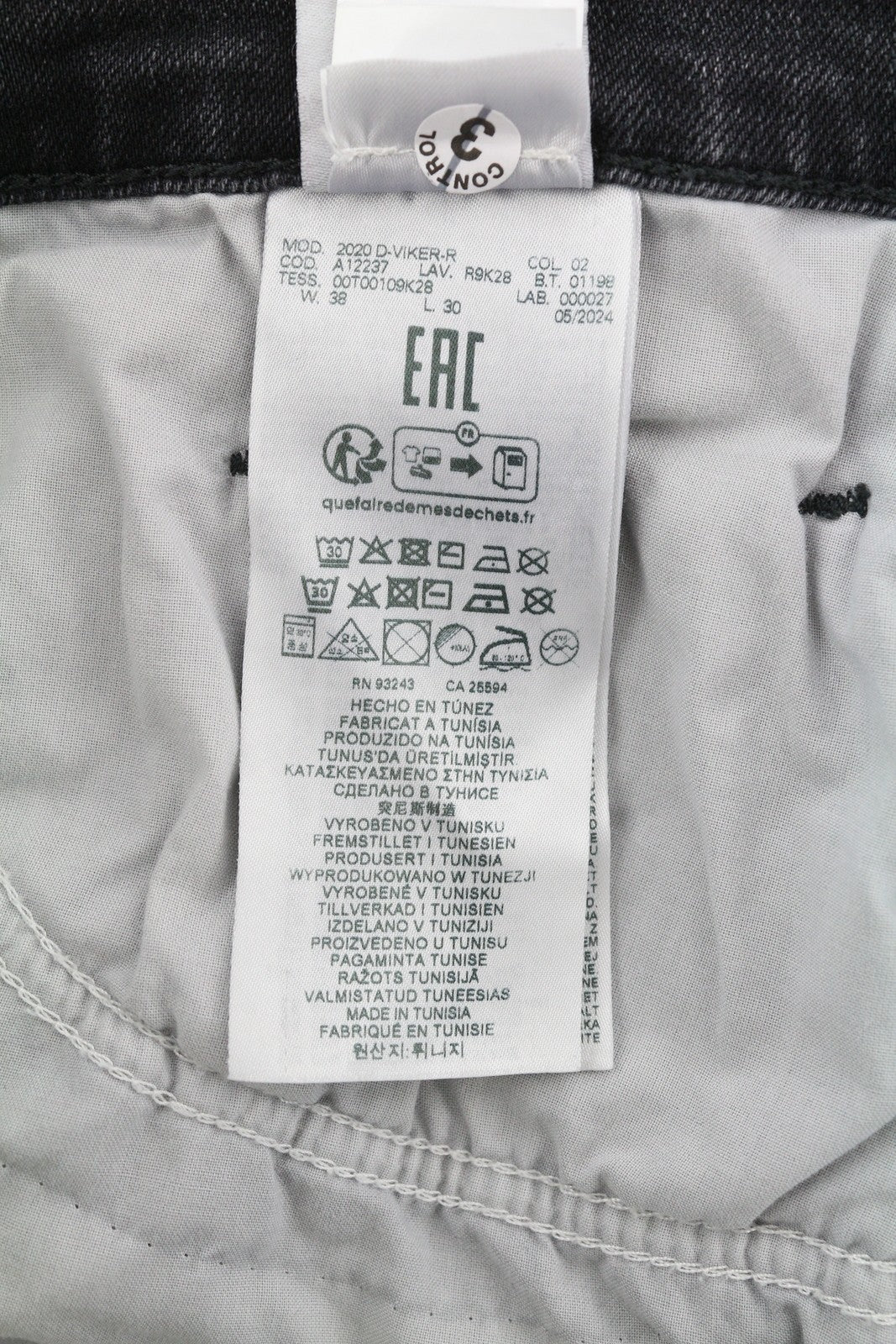 DIESEL 2020 D-Viker R9K28 vyriški džinsai W38/L30, juodi, tiesaus kirpimo, RRP 250 € 