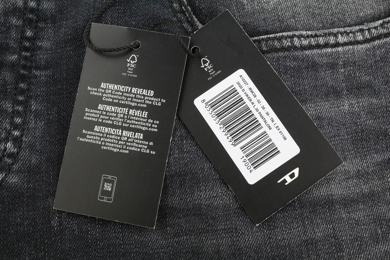 DIESEL 2020 D-Viker R9K28 vyriški džinsai W38/L30, juodi, tiesaus kirpimo, RRP 250 € 