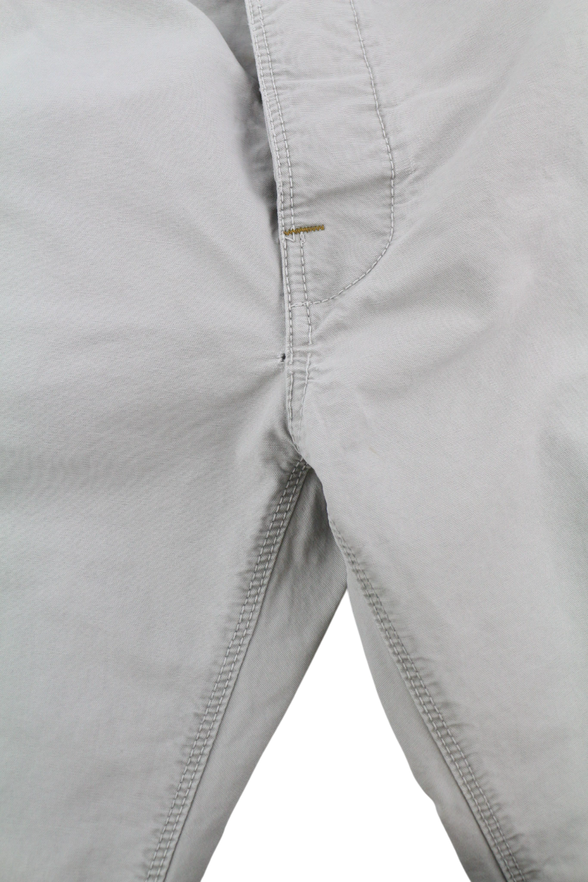 NUDIE JEANS chaki spalvos įprastos vyriškos kelnės W32/L34 organinės mėnulio dulkės chino spalvos su sagomis 