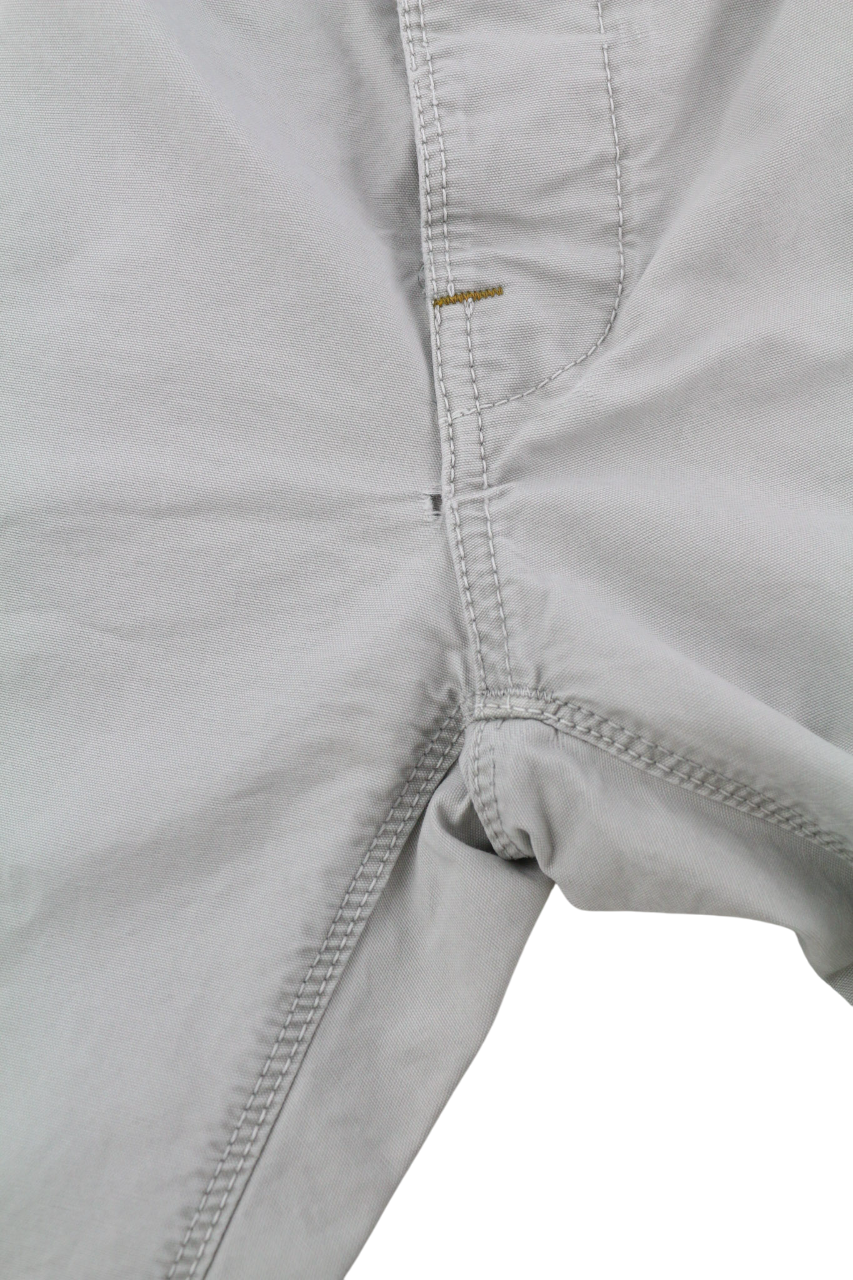 NUDIE JEANS chaki spalvos įprastos vyriškos kelnės W32/L34 organinės mėnulio dulkės chino spalvos su sagomis 