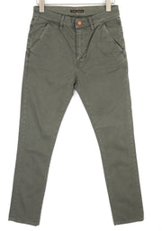 NUDIE JEANS chaki spalvos plonos vyriškos kelnės W29/L32 šešėlių spalvos skalbinių spalvos, organinio užtrauktuko chino audinys, vidutinio ilgio 