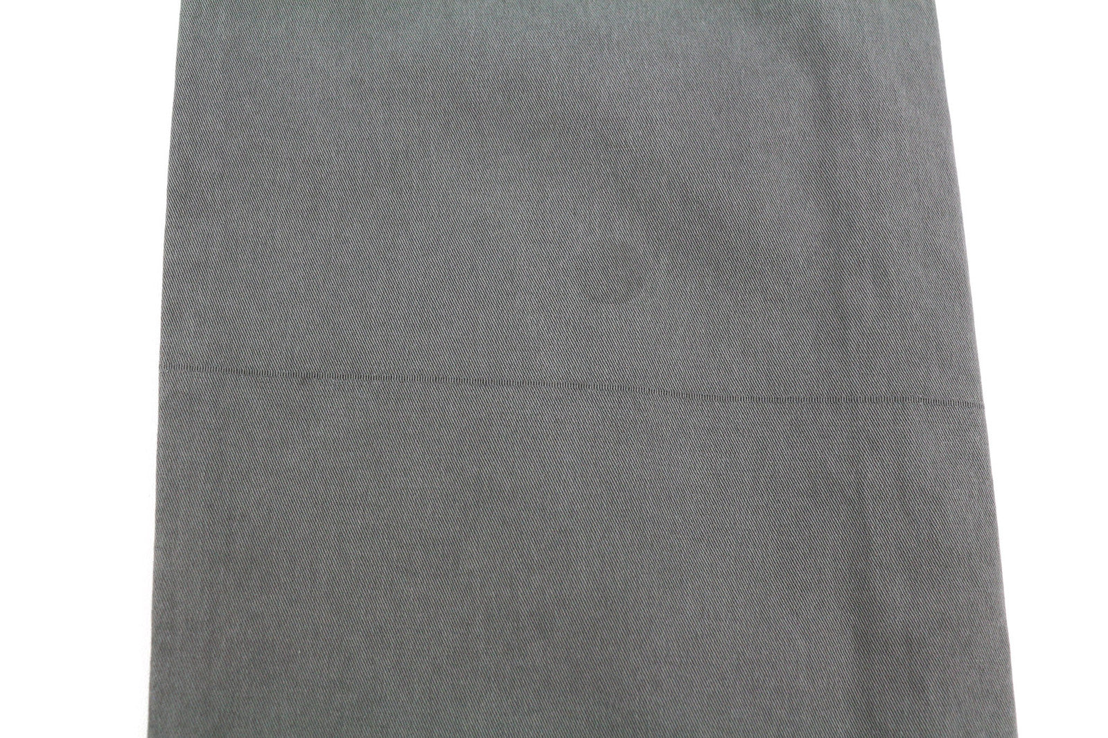 NUDIE JEANS chaki spalvos plonos vyriškos kelnės W29/L32 šešėlių spalvos skalbinių spalvos, organinio užtrauktuko chino audinys, vidutinio ilgio 