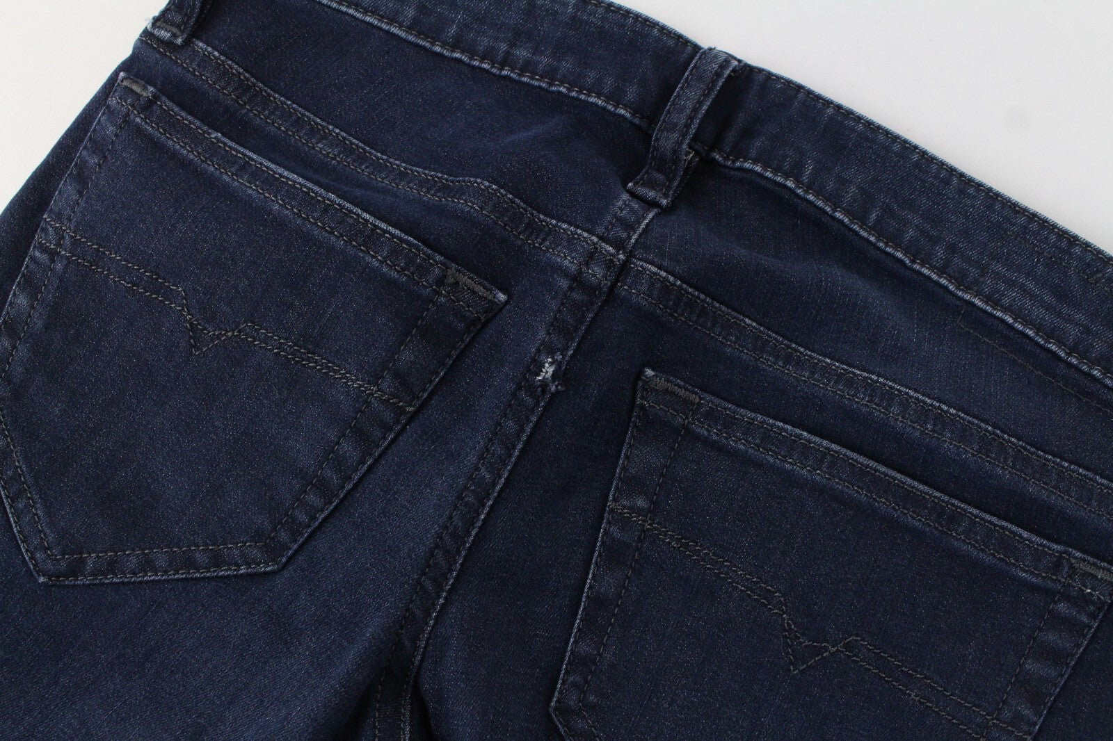 DIESEL Skinzee-Low-S 0681G moteriški itin ploni tamprūs džinsai W26/L30 